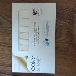 Color Street Nails- Swiss and Tell